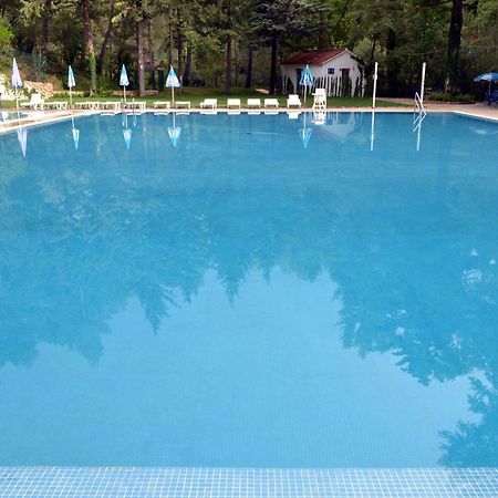 Balneario De Tus Hotel เยสเต ภายนอก รูปภาพ
