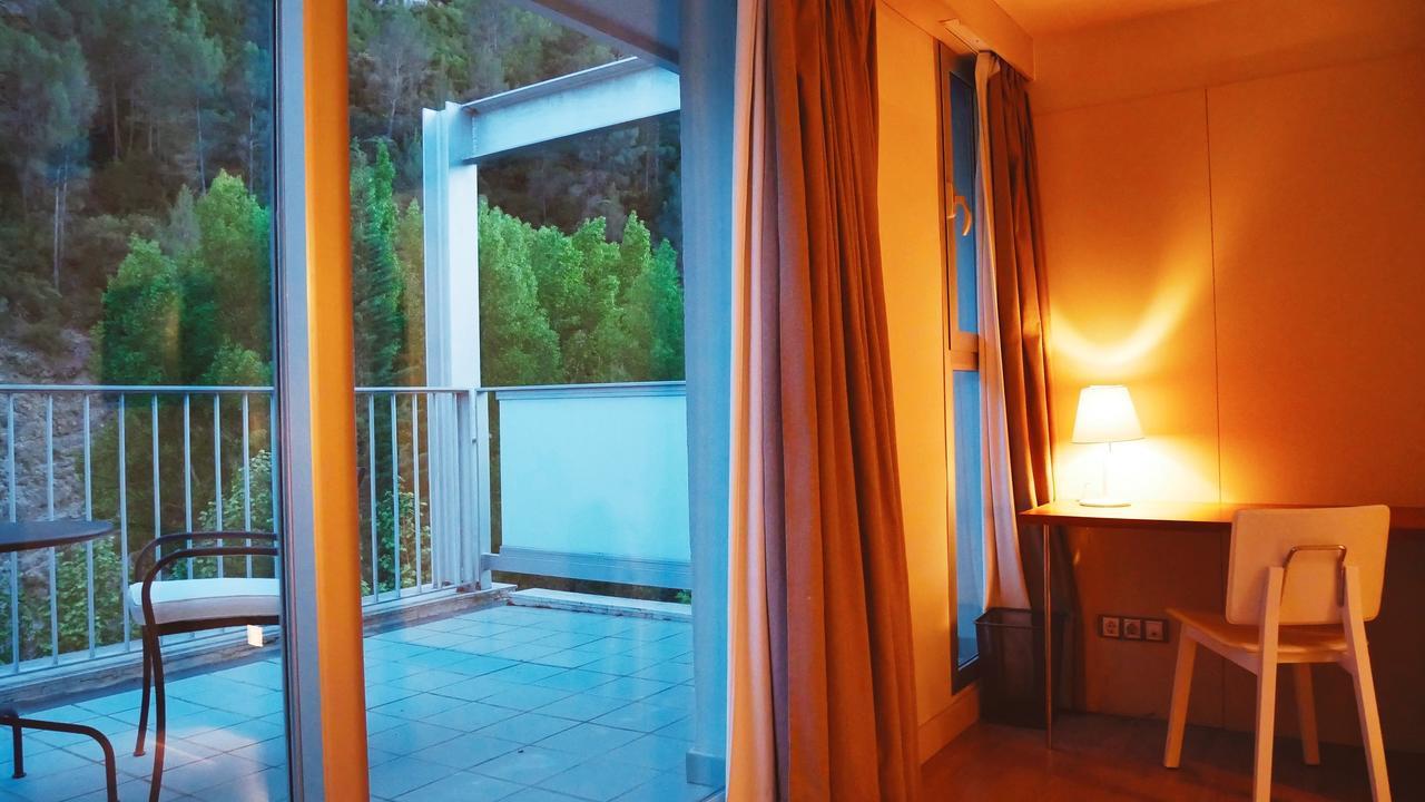Balneario De Tus Hotel เยสเต ภายนอก รูปภาพ