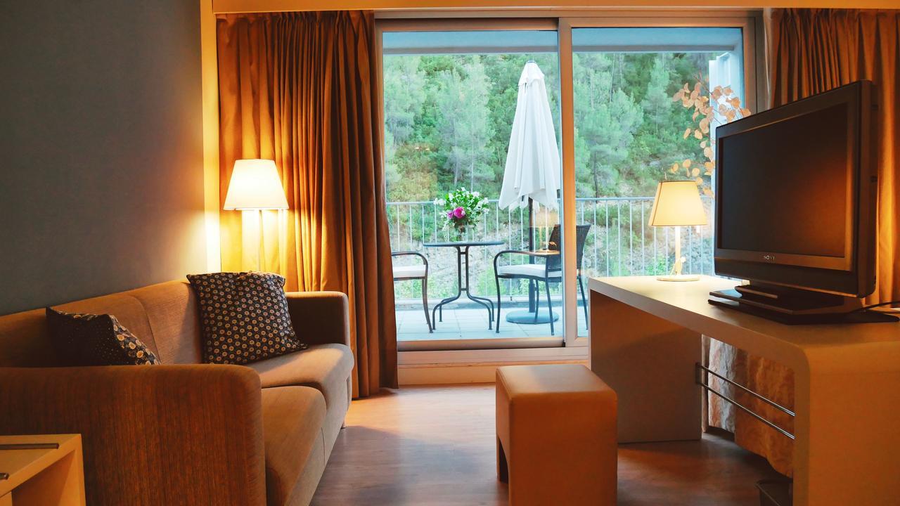 Balneario De Tus Hotel เยสเต ภายนอก รูปภาพ